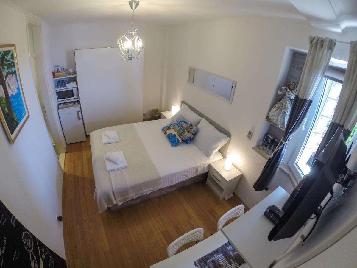 Apartment And Room Sveti Jakov Dubrownik Zewnętrze zdjęcie